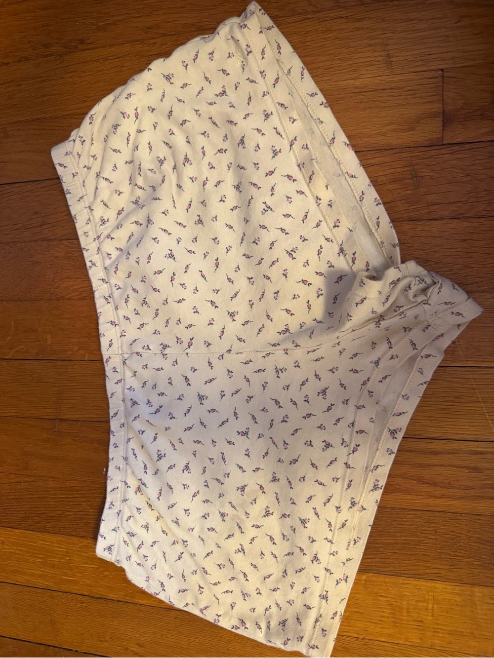 PINK Victoria's Secret Cream Lounge Shorts with Pink Floral Print